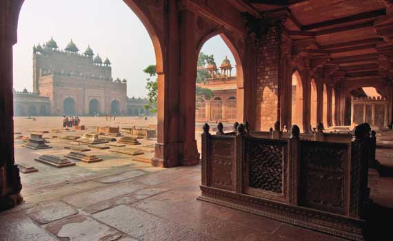 halten-sie-unterwegs-in-fatehpur-sikri-an