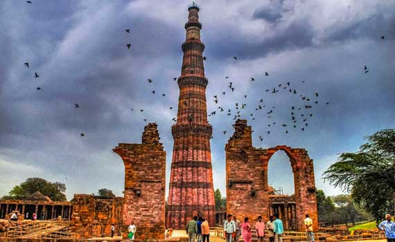 qutub-minar-delhi-indien